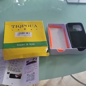 Tiqpoua Battery/Case For I I5 Pro.  Open Box